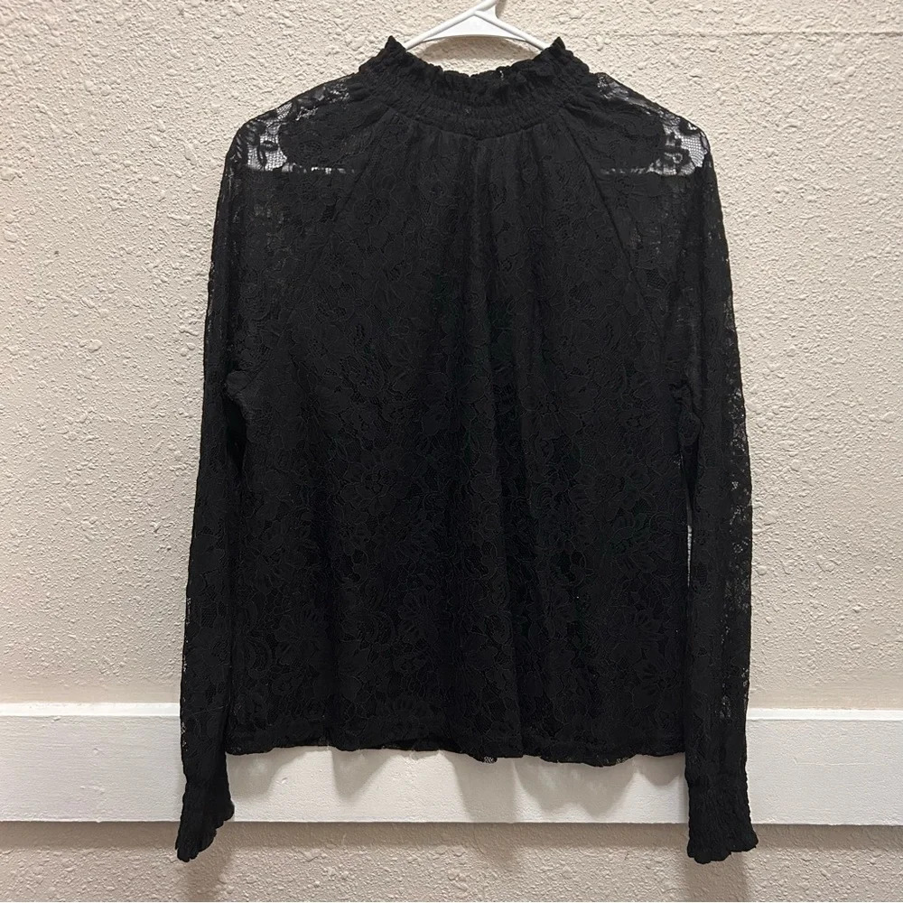 Ultra Pink Mock Neck Lace Black Blouse Large